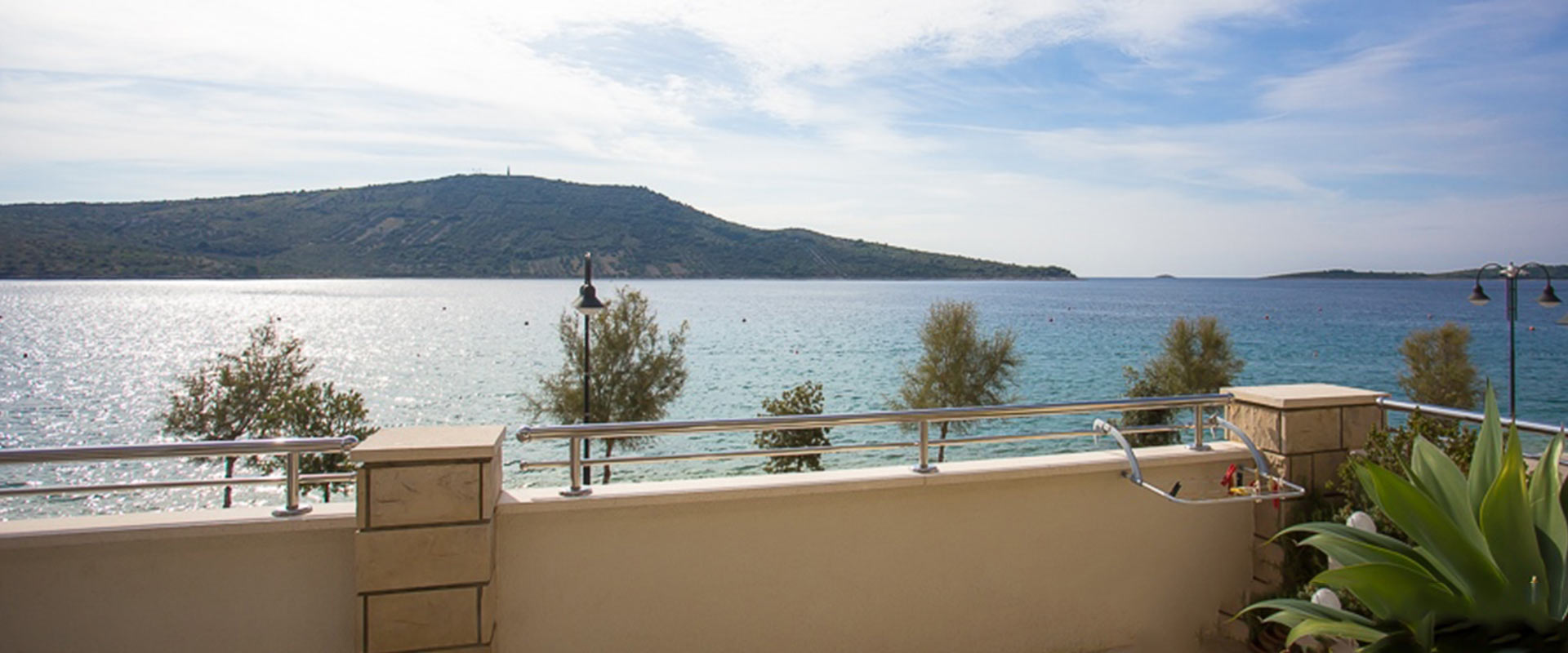 house-seafront-croatia-for-sale-bconstructing